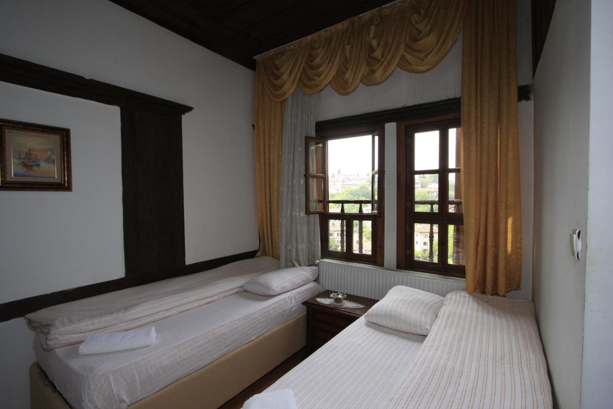 Efe Guest House Сафранболу Екстериор снимка