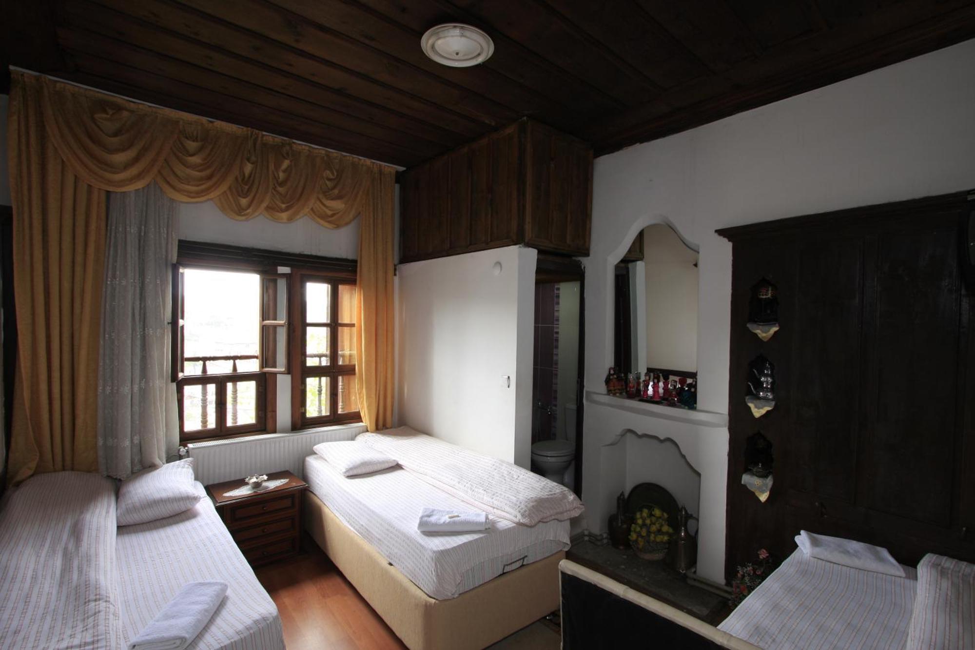 Efe Guest House Сафранболу Екстериор снимка